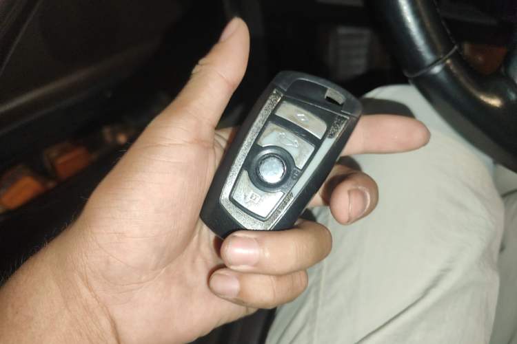 Used BMW 5 Series 2014 525Li Luxury Design Package
