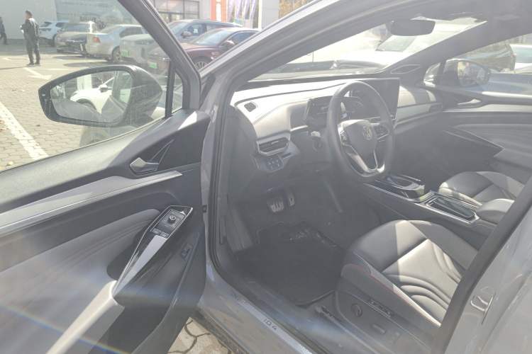 Used Volkswagen ID.4 CROZZ 2024 PRIME