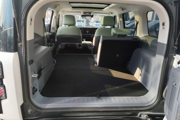 Used BAIC Off-Road BJ40 Electric Drive 2025 Advanced Edition
