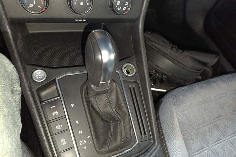 Used Volkswagen Lavida 2023 300TSI DSG Full-Comfort Edition