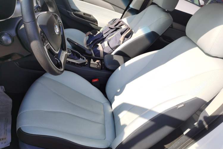 Used BAIC Beijing EU5 2018 R550 Smart Trend Edition
