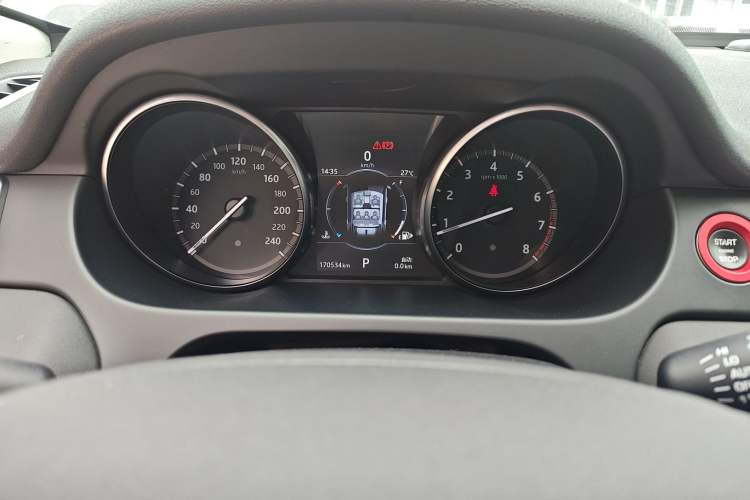 Used Land Rover Discovery Sport 2017 2.0T SE Instrument Cluster