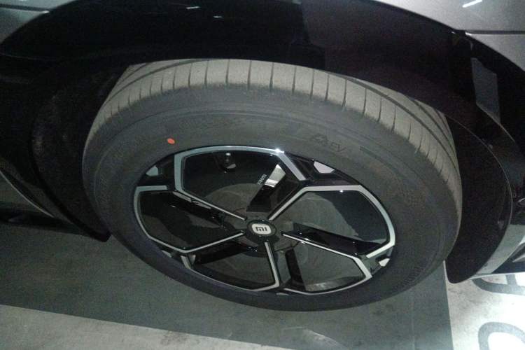 Used Xiaomi Auto YU7 2025 Ultra-Long Range All-Wheel Drive Pro Version
