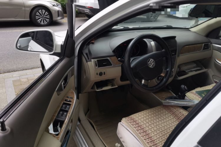 Used Buick Excelle 2015 1.5L Manual Classic Trim