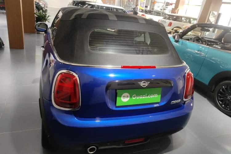 Used MINI MINI 2019 1.5T COOPER CABRIO Artist