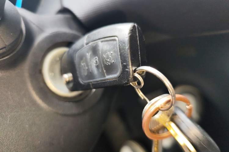 Used Ford Fiesta 2013 Hatchback 1.5L Automatic Fashion Edition Vehicle Key