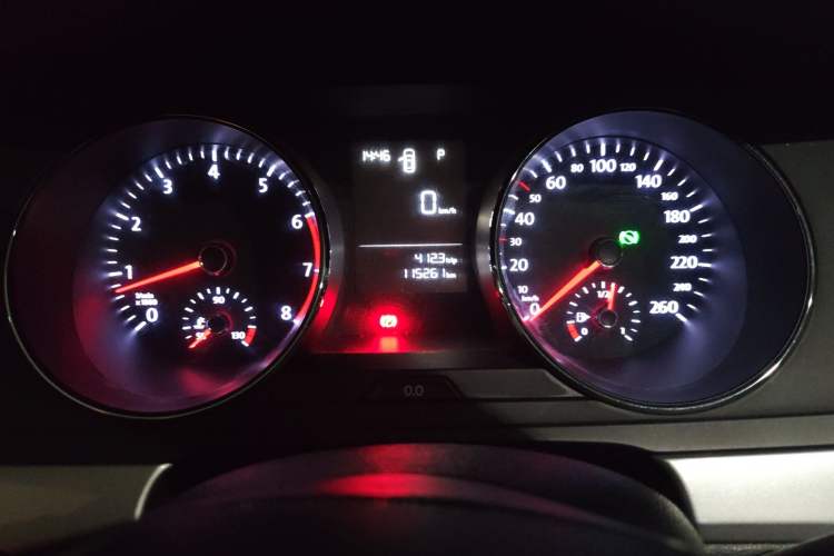 Used Volkswagen Lamando 2015 230TSI DSG Fashion Edition Instrument Cluster