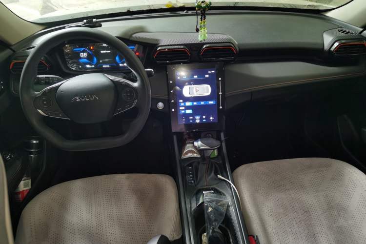 Used Dongfeng Aeolus Yixuan GS 2024 Mach Edition 1.5L Automatic Starry Version Center Console