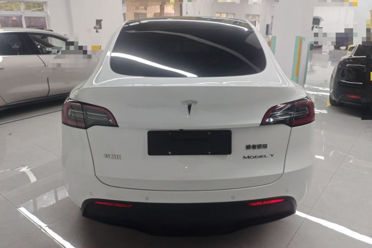 Used Tesla Model Y 2023 Long-Range All-Wheel-Drive Version Rear