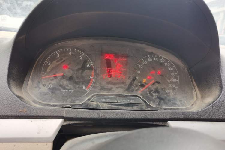 Used Volkswagen Jetta 2013 1.6L Manual Comfort Model Instrument Cluster