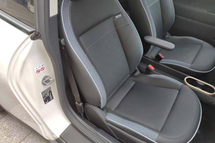 Used MINI Electric MINI COOPER 2024 452km COOPER SE Artist