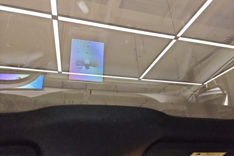 Used Nio ET5 2022 75 kWh Headliner