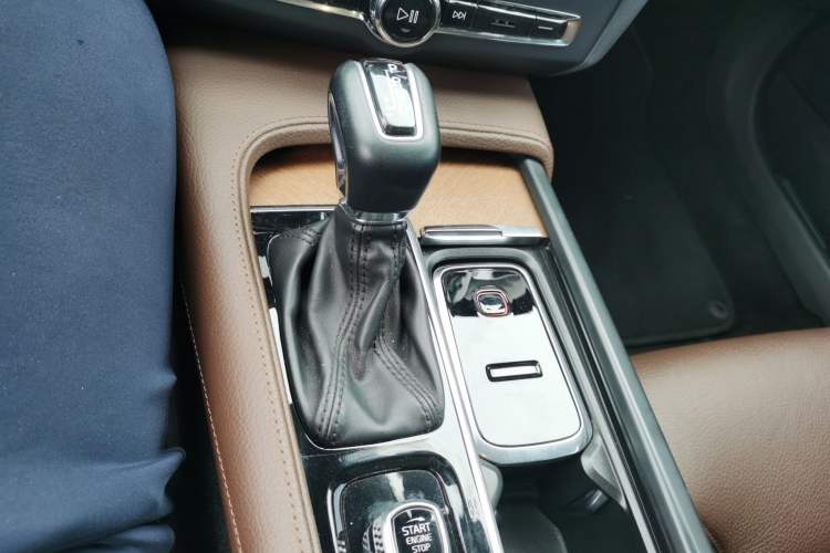 Used Volvo S90 2020 T5 Zhiyi Luxury Edition
