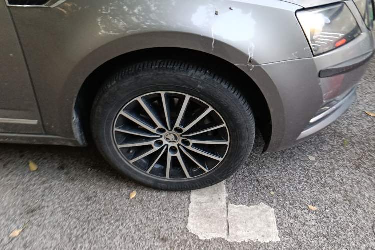 Used Skoda Octavia 2019 TSI230 DSG Luxury Edition
