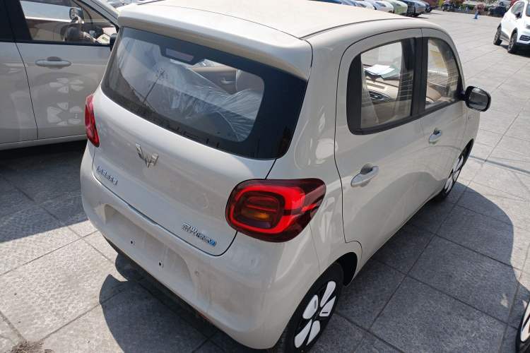 Used Wuling Hongguang MINIEV 2025 Four-Door Version Advanced Edition
