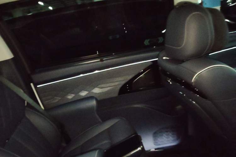 Used GAC Trumpchi Xiangwang M8 2025 Kunkun Series Max Luxury Cabin
