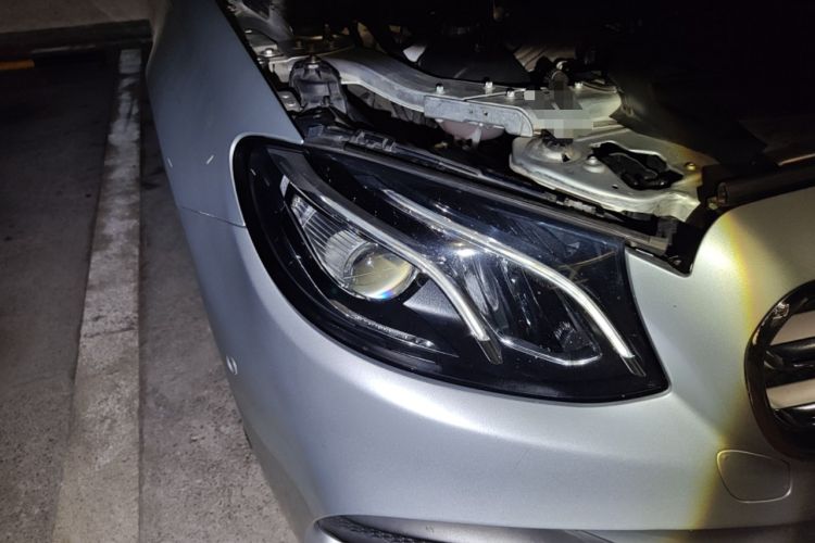 Used Mercedes-Benz E-Class 2019 Restyled E 300 L Sport Luxury Edition Right Front Headlight