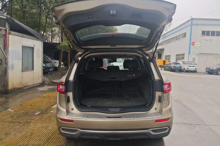 Used Renault Koleos 2017 2.0L Two-Wheel Drive Luxury Edition