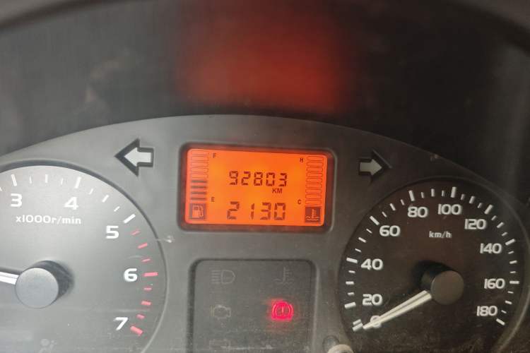Used Wuling Rongguang 2011 1.2L Base Version Odometer Close Up