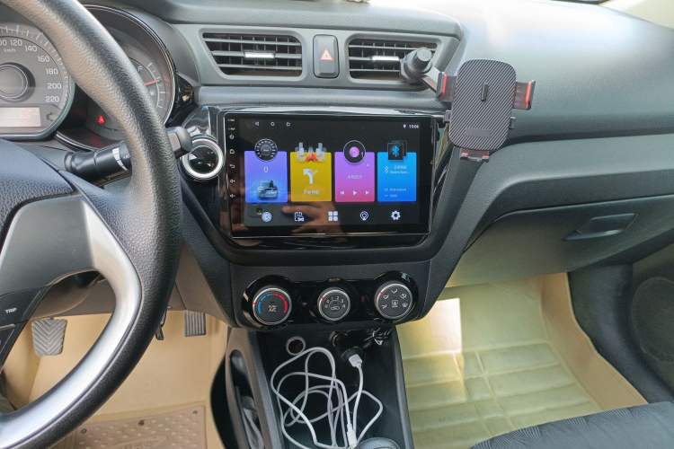 Used Kia K2 2015 Sedan 1.4L MT GLS Audio And AC Panel