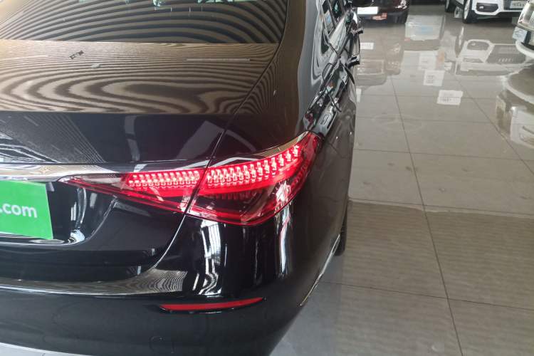 Used Mercedes-Benz S-Class 2023 Updated S 400 L Business Version Right Rear Taillight