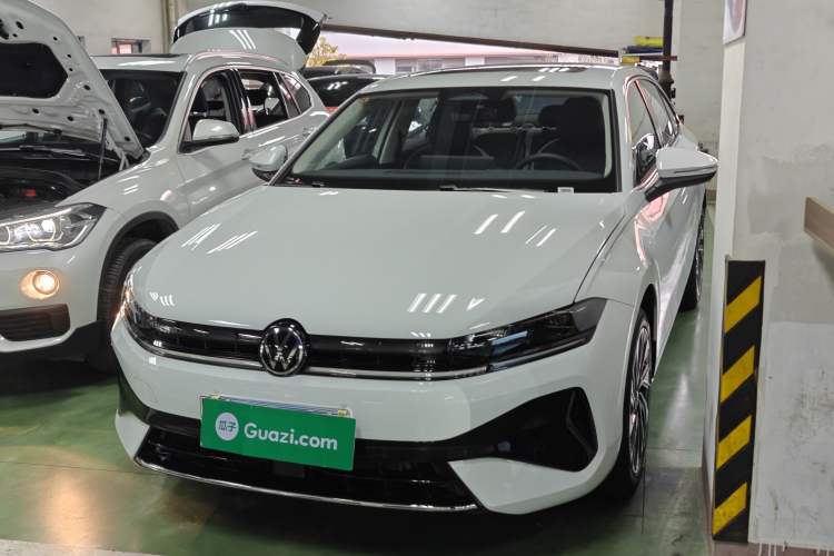 Used Volkswagen Sagitar 2026 Model L 300TSI DSG Luxury Version