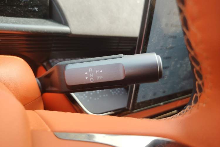 Used Toyota BZ 3X 2025 520 Pro LiDAR Edition Gear Lever