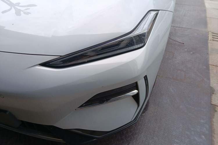 Used Geely Galaxy E8 2025 700 km Long-Range Intelligent Driving Version