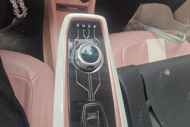Used CHANGAN OSHAN Benni E-Star 2022 Qingxin Edition Colorful Model Lithium Iron Phosphate Gear Lever