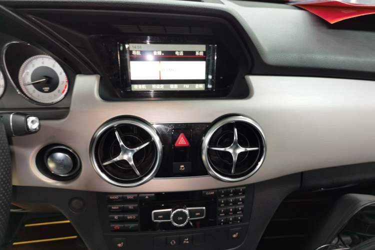 Used Mercedes-Benz GLK-Class 2013 Facelift GLK 300 4MATIC Fashion Edition