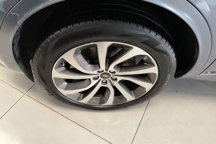 Used Land Rover Discovery Sport 2020 249 PS R-Dynamic Performance Edition
