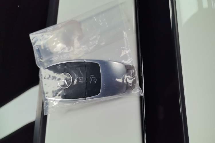 Used Mercedes-Benz C-Class 2020 Restyled C 260 Sport Edition Vehicle Key