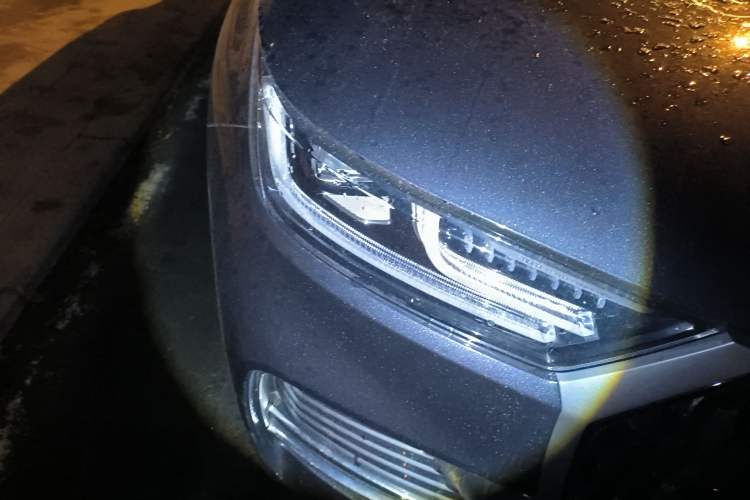 Used Chery Tiggo 8 2025 Excellence Edition 230 TCI Automatic Luxury Version 5 Seats Right Front Headlight