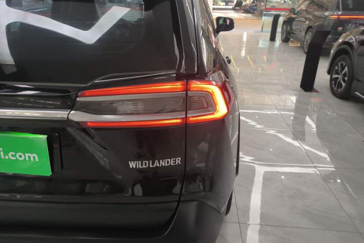 Used Toyota Wildlander 2022 2.0L CVT Two-Wheel Drive Luxury Edition