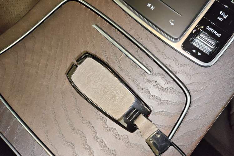 Used Mercedes-Benz E-Class 2021 Restyled E 300 L Luxury Edition
