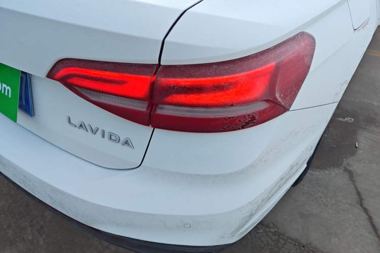 Used Volkswagen Lavida 2023 Revised 1.5L Automatic DeYi Edition