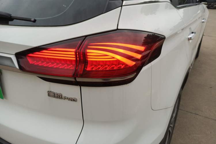 Used Geely Auto Emgrand X7 Sport 2020 1.5TD Automatic Smart Connect PRO Right Rear Taillight