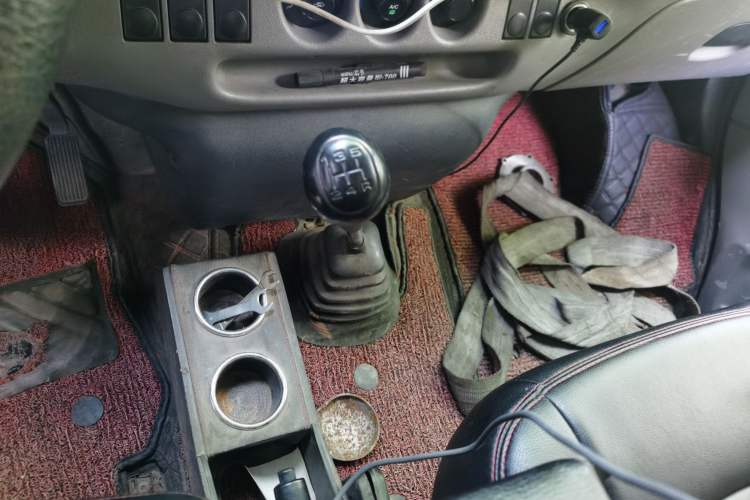 Used Ford Classic Transit 2016 2.8T Diesel Short-Wheelbase 6-Seater Mid-Roof Multifunction Vehicle JX493ZLQ4