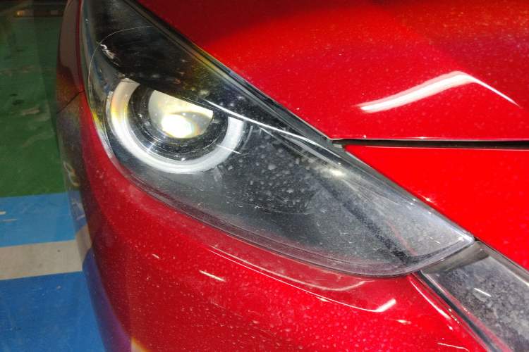 Used Mazda 3 Axela 2019 Cloud-Controlled Sedan 1.5L Automatic Luxury Model China VI Standard Right Front Headlight