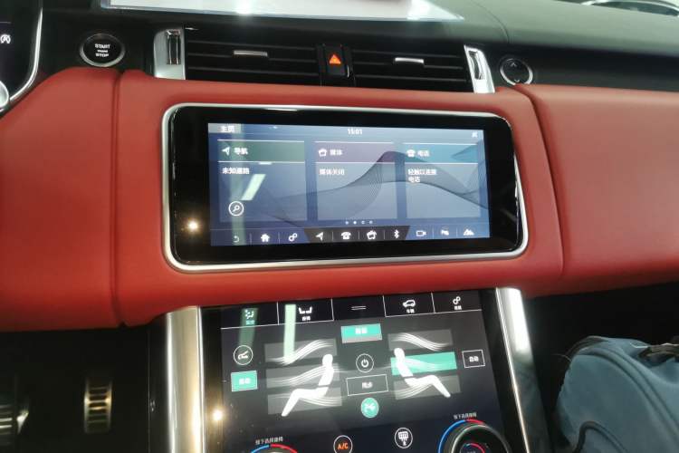 Used Land Rover Range Sport 2021 3.0 L6 YAO Black Edition Audio And AC Panel