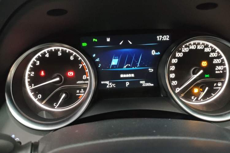 Used Toyota Camry 2023 2.0G Luxury Edition