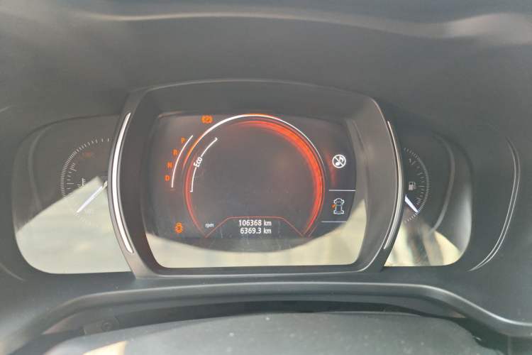 Used Renault Kadjar 2017 2.0L Two-Wheel-Drive Leading Edition