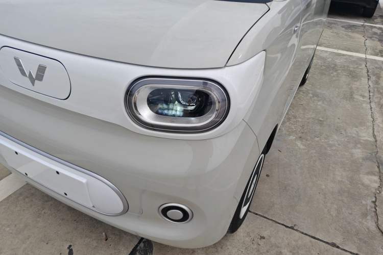 Used Wuling Hongguang MINIEV 2024 3rd Generation 215km Youth Edition