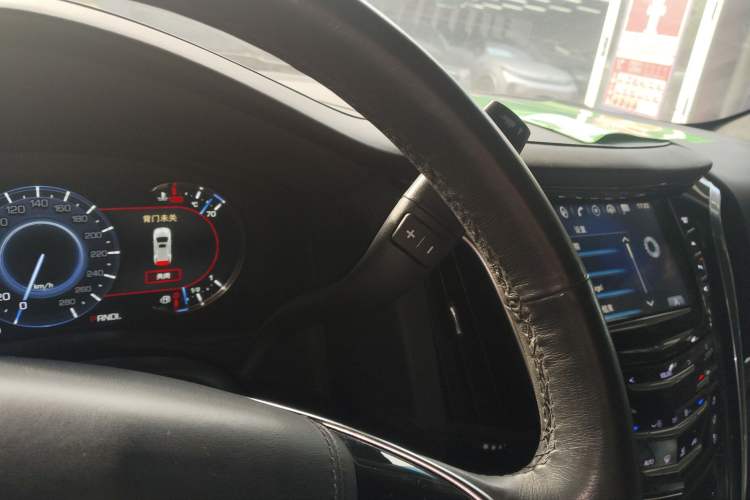 Used Cadillac Escalade 2017 6.2L ESV Platinum Edition Extended Model
