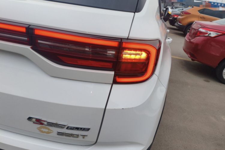 Used CHANGAN CS35PLUS 2019 1.4T DCT Chuanlian Blue Whale Edition
