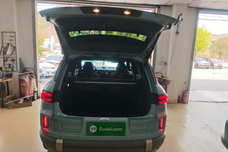 Used Geely Auto icon 2023 1.5TD Chocolate Luxe Edition