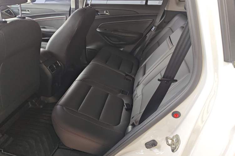 Used CHANGAN CS75 2017 Shangkui Edition 1.5T Automatic Fengxiang Model Left Rear Seat