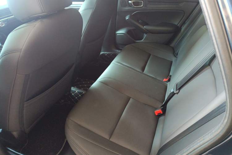 Used Honda Civic 2022 240TURBO CVT Dynamic Edition