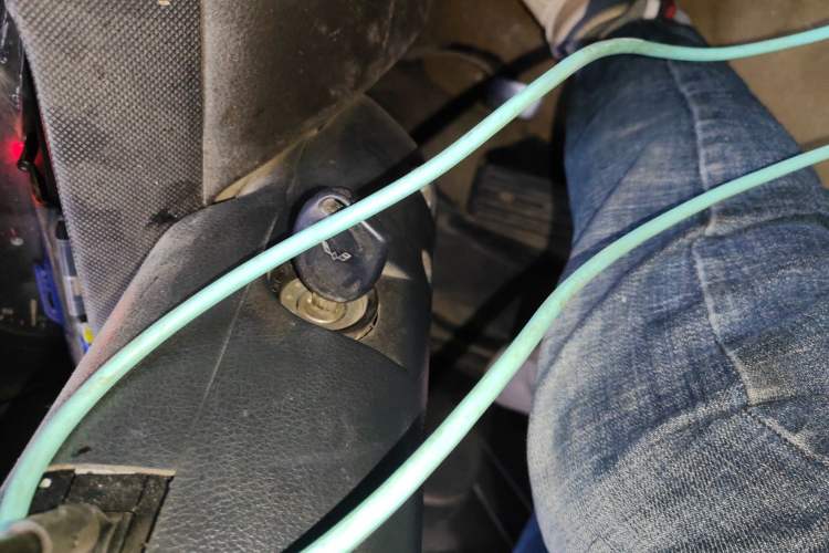 Used Wuling Rongguang 2011 1.2L Base Version
