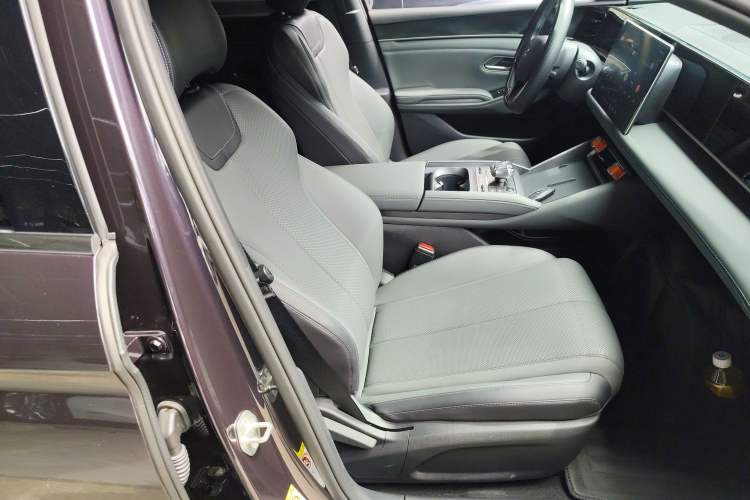 Used BYD Qin L 2024 DM-i 120KM Leading Model